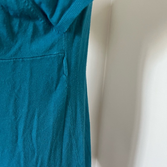 BCBG MAXAZRIA  shortsleeved sweater dress - Picture 4 of 5